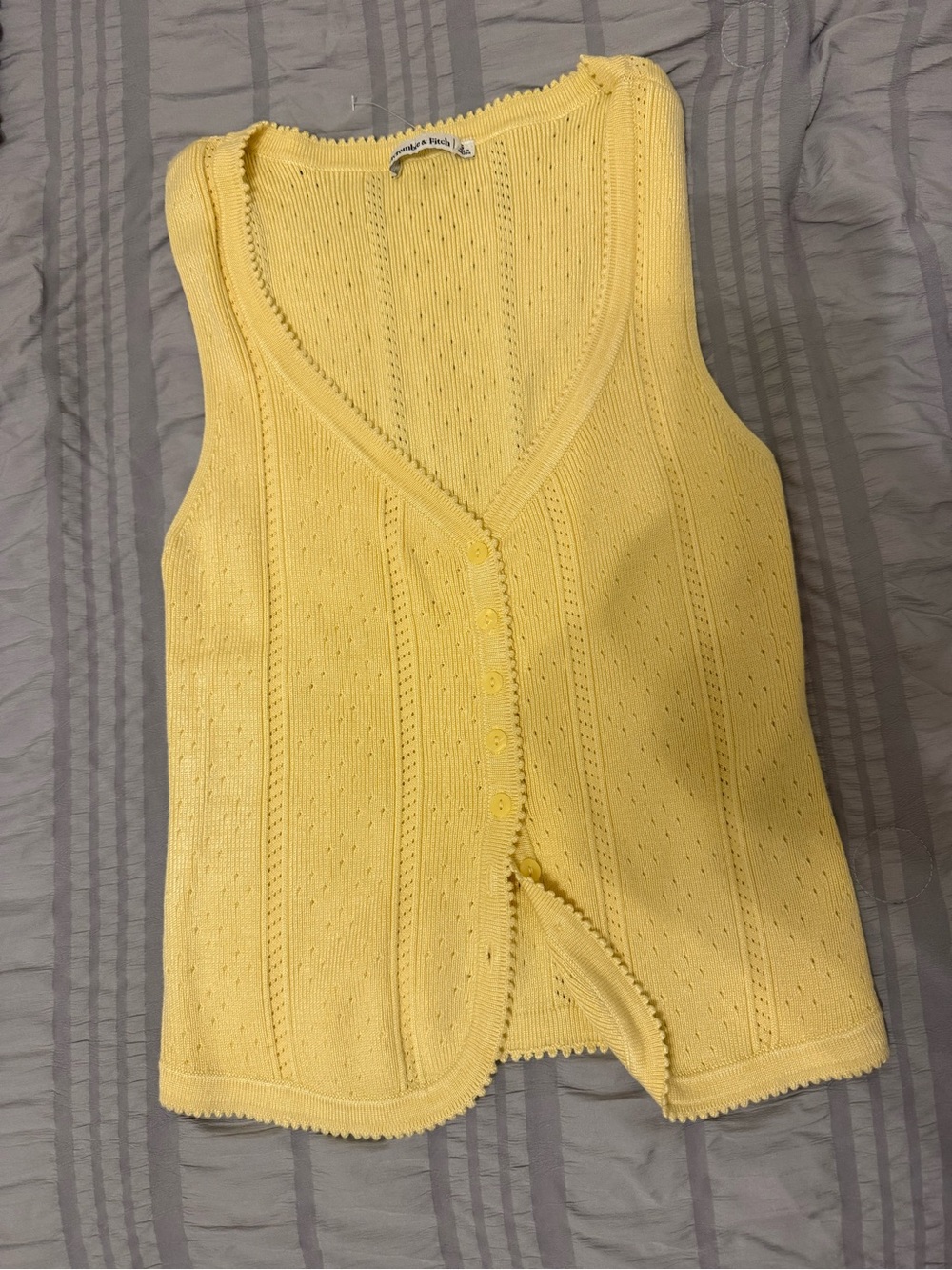 Abercrombie & Fitch Pale Yellow Knit Button-Front Camisole SMALL NWOT - Picture 5 of 5